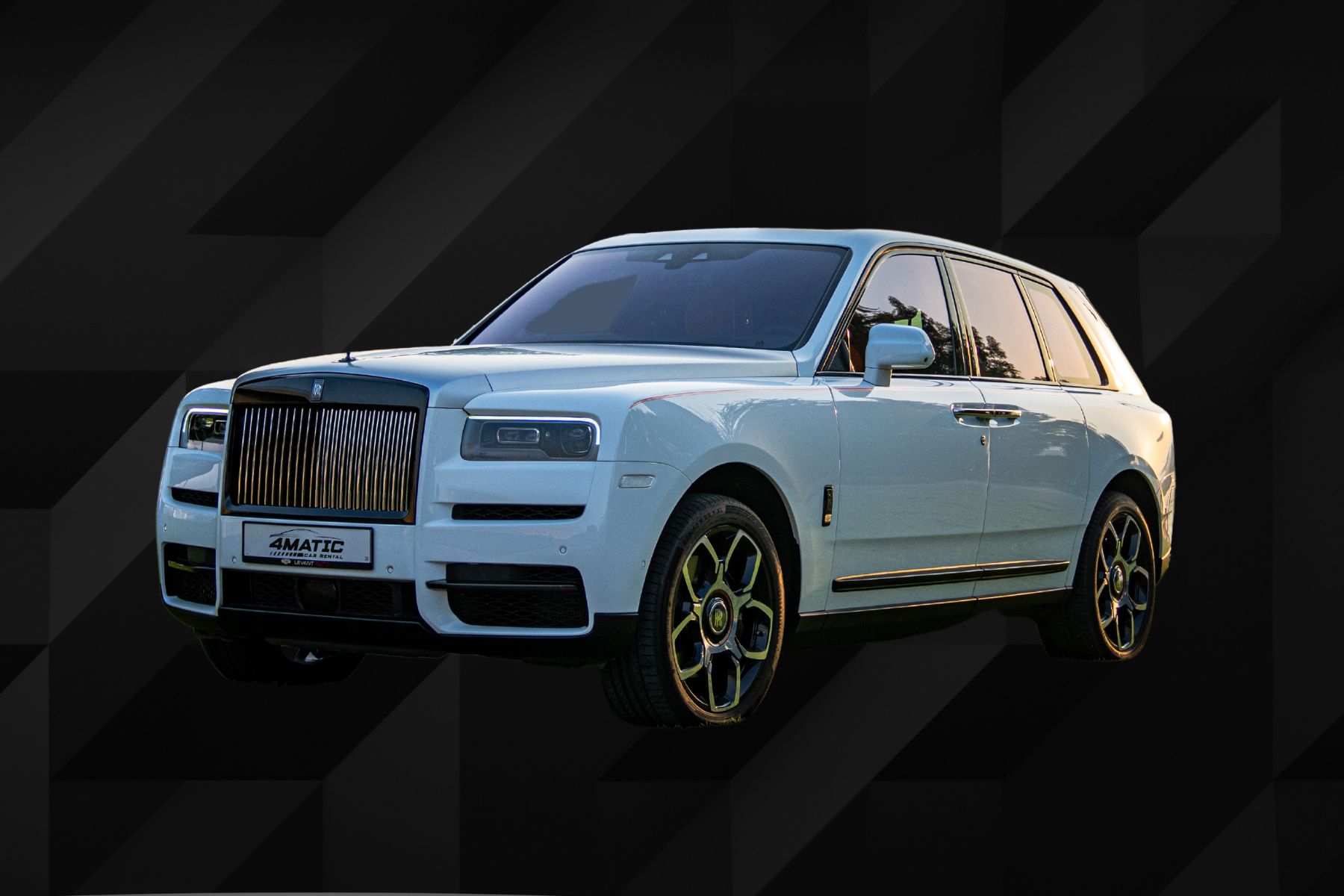 Rent Rolls Royce Cullinan White